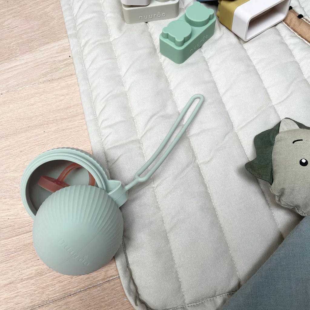 nuuroo Silikon-Pacifier-Box "Camille" - Sauber und praktisch!