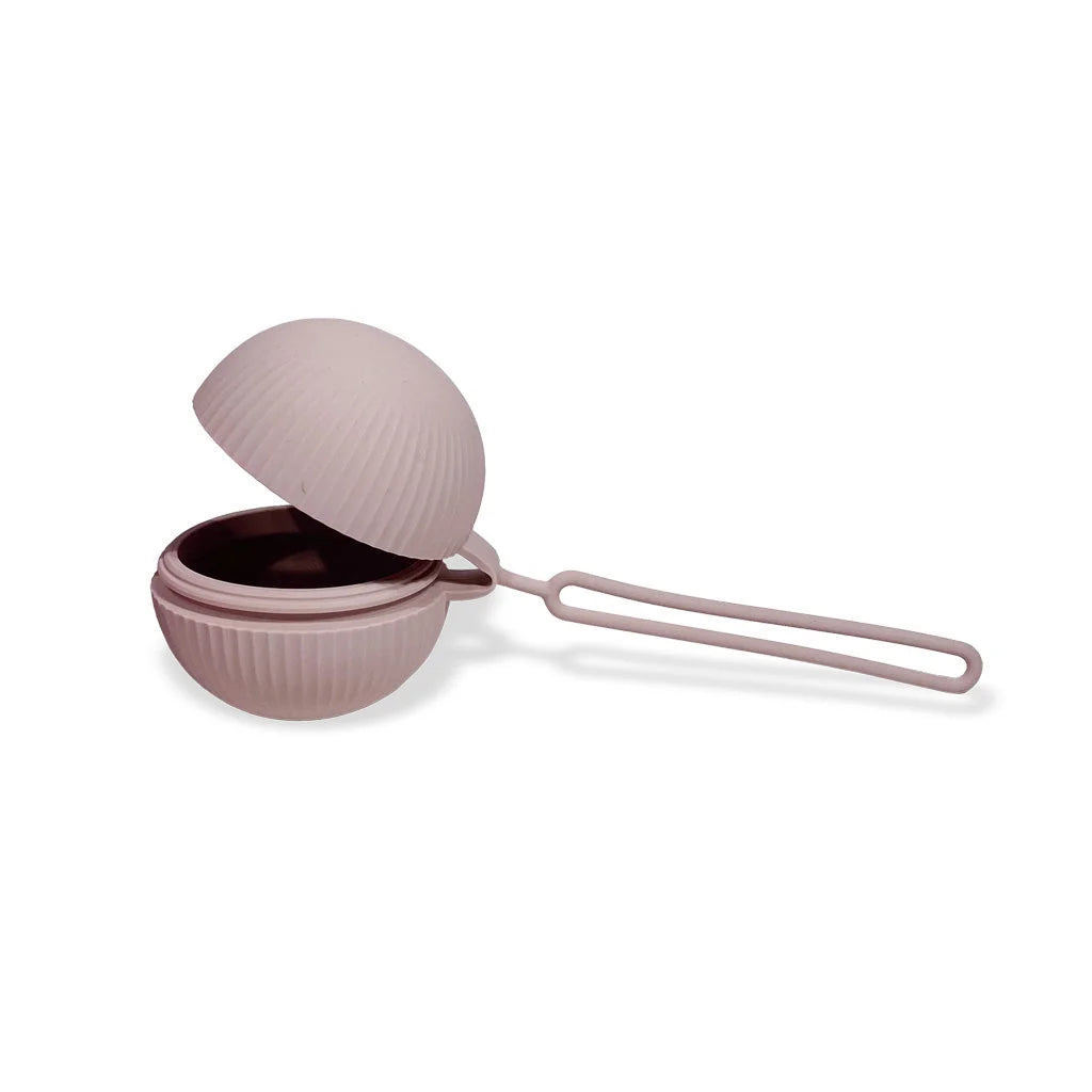 nuuroo nuuroo Silikon-Pacifier-Box "Camille" - Sauber und praktisch!