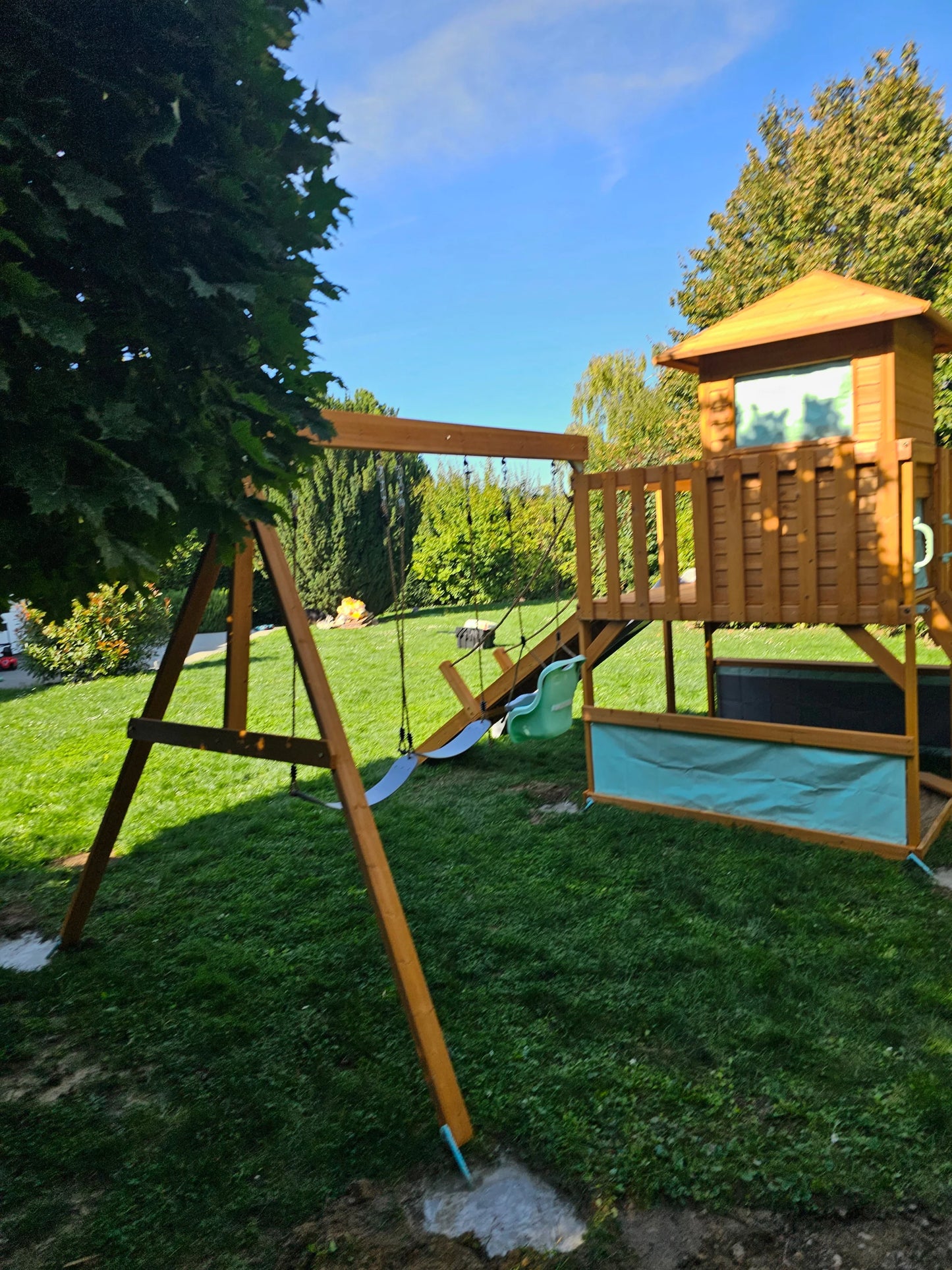Stellara Spielturm (Large) – Unbegrenzter Outdoor-Spielspaß - Outdoor Playset
