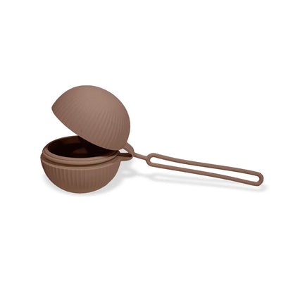 nuuroo nuuroo Silikon-Pacifier-Box "Camille" - Sauber und praktisch!