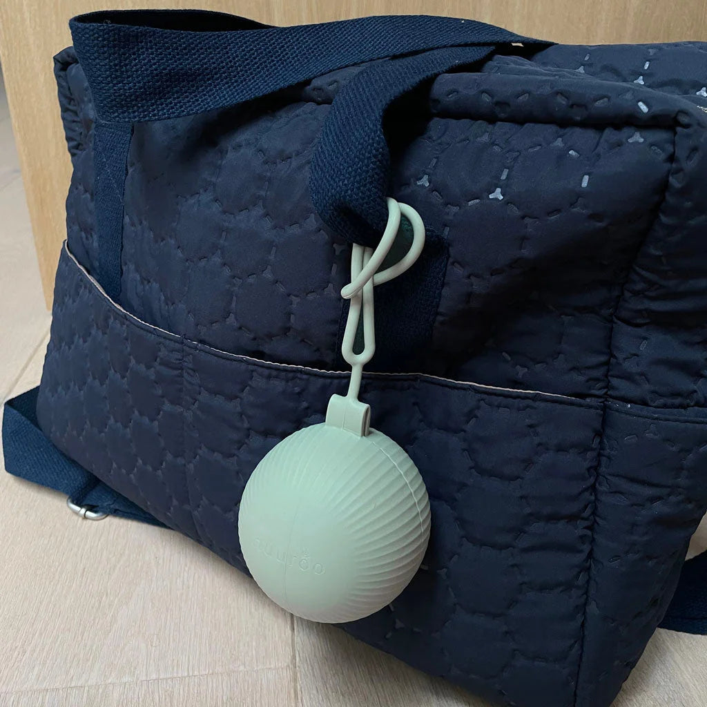 nuuroo nuuroo Silikon-Pacifier-Box "Camille" - Sauber und praktisch!