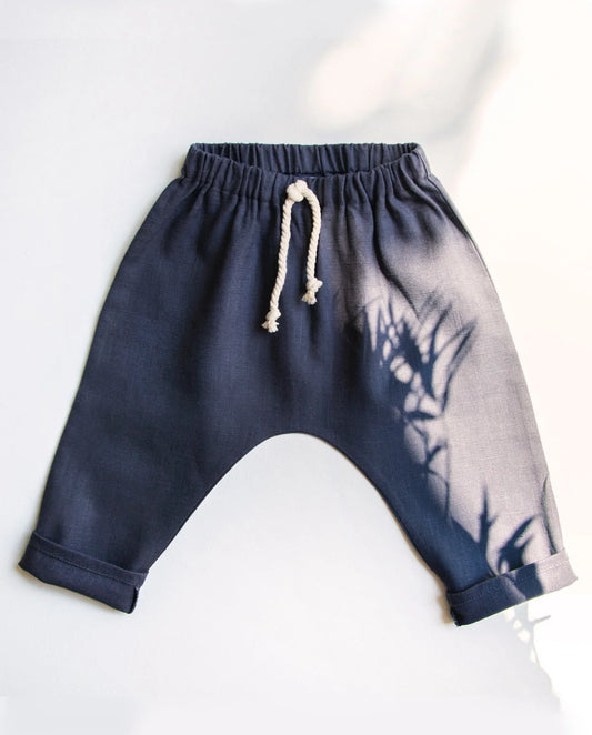 UNIQUE LOVE Leinenhose in Midnight Grey: Klassisch und bequem