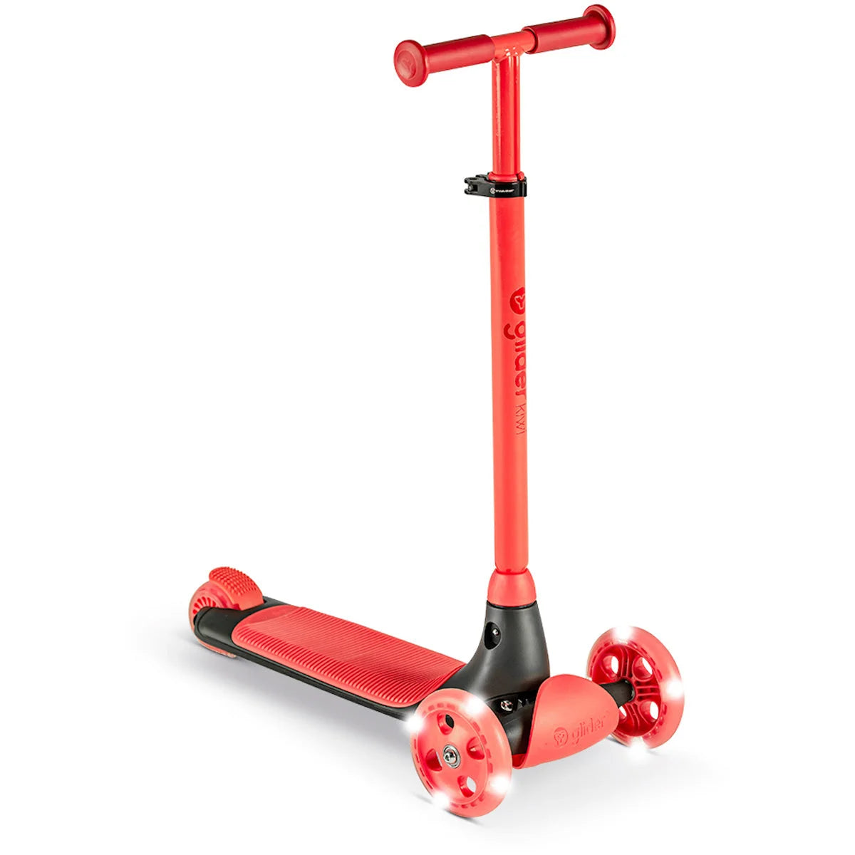 Roter dreirädriger Tretroller mit leuchtenden Rädern.
